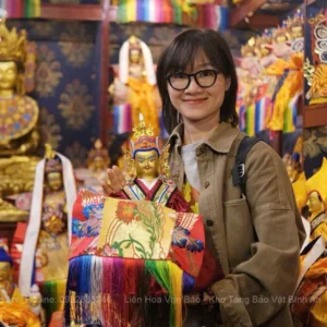 Tôn tượng Ngài Liên Hoa Sanh