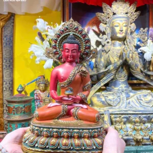 Tôn tượng Đức A Di Đà